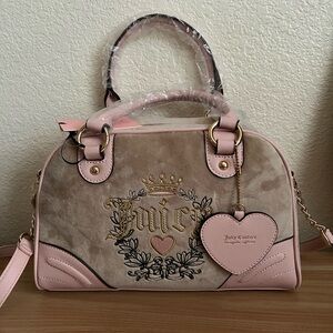 NEW Juicy Couture Cafe Heritage Bowlers Bag